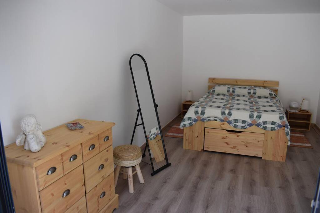 Appartement Neuf Et Independant Dans Rez-De-Villa Vallauris Buitenkant foto